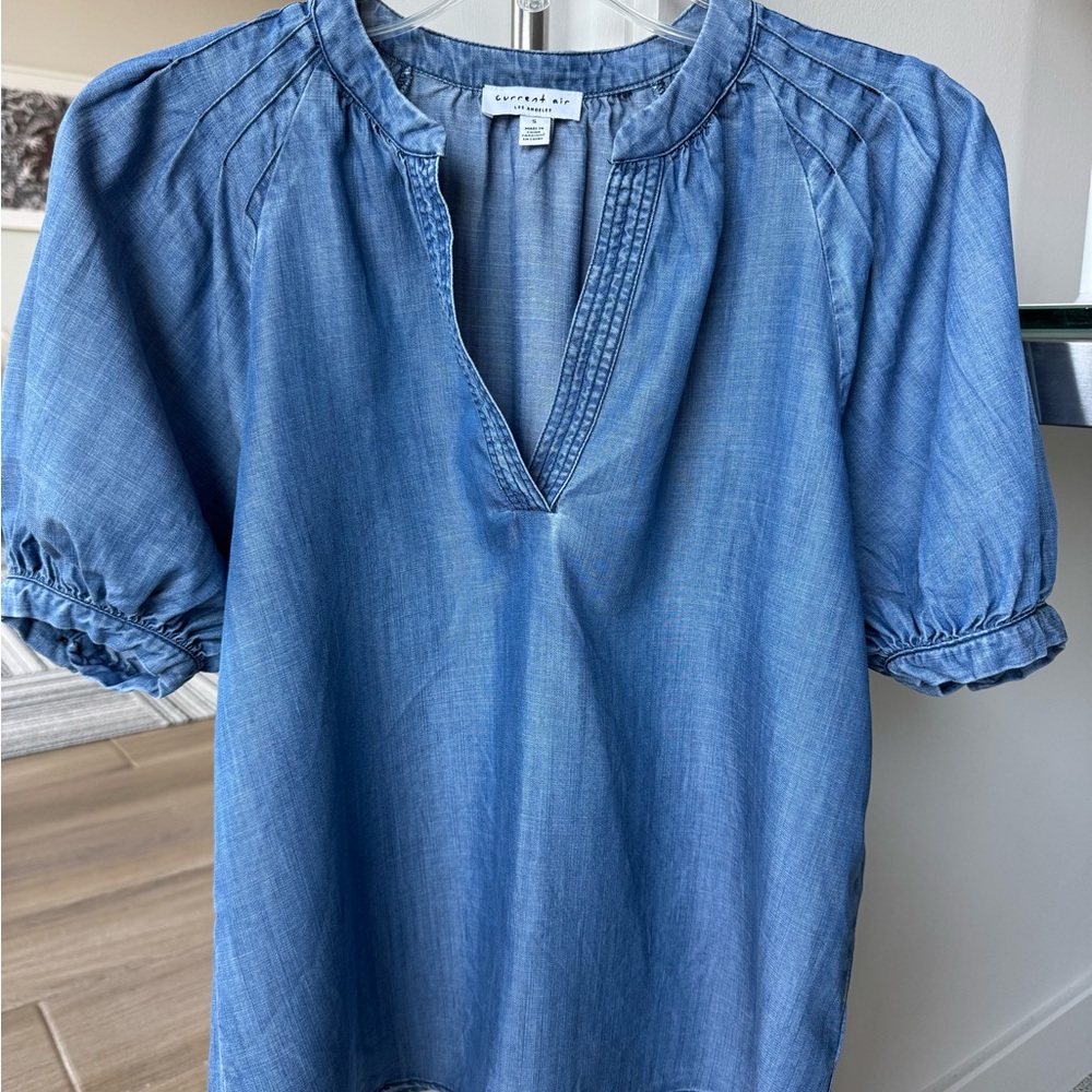 Current Air Chambray Split Neck Top S - image 5
